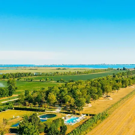 Folaghe Bilocale 公寓