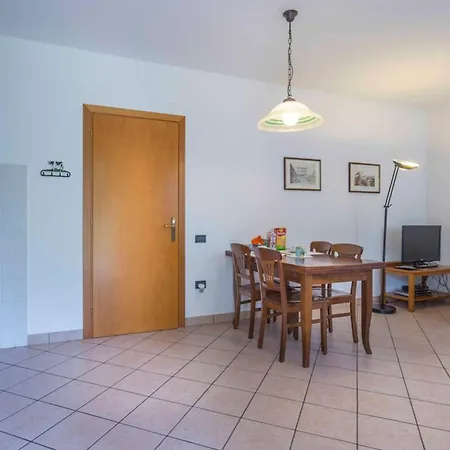 Folaghe Bilocale 公寓 *